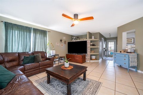 Casa en venta en Davenport, Florida, 4 dormitorios, 173.17 m2 № 1247633 - foto 23