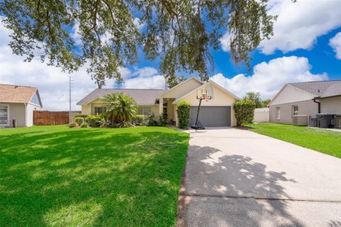 Villa ou maison à vendre à Davenport, Floride: 4 chambres, 173.17 m2 № 1247633 - photo 2