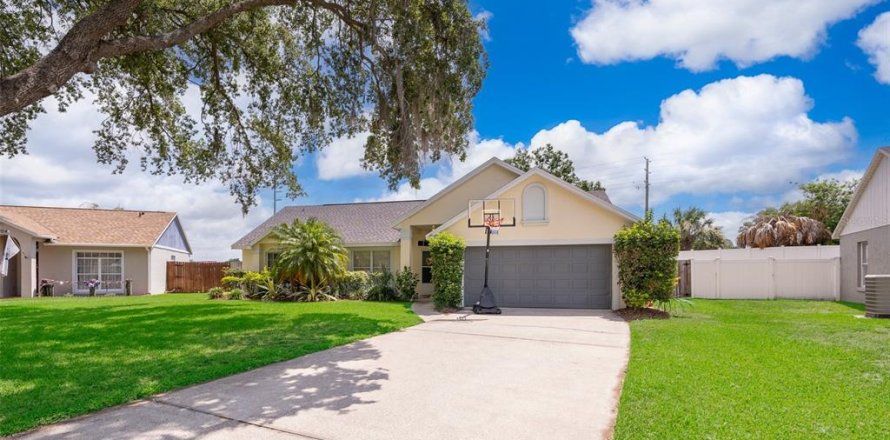 Villa ou maison à Davenport, Floride 4 chambres, 173.17 m2 № 1247633