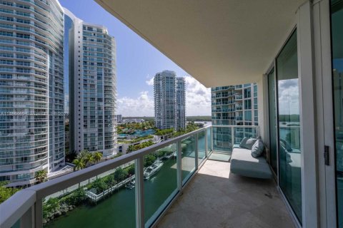 Condo in Sunny Isles Beach, Florida, 3 bedrooms  № 839511 - photo 15