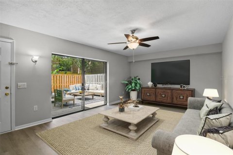 Copropriété à vendre à Orlando, Floride: 2 chambres, 119.38 m2 № 1369427 - photo 3