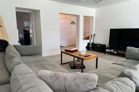 Casa en venta en Pompano Beach, Florida, 4 dormitorios, 190.26 m2 № 1100332 - foto 22
