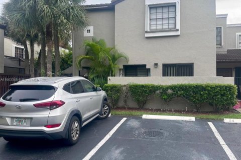 Casa en venta en Miami, Florida, 2 dormitorios, 119.75 m2 № 1379014 - foto 2