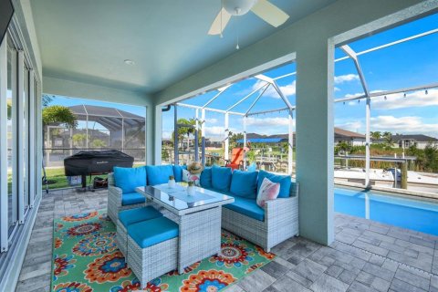 Villa ou maison à vendre à Cape Coral, Floride: 3 chambres, 178.84 m2 № 1000683 - photo 24