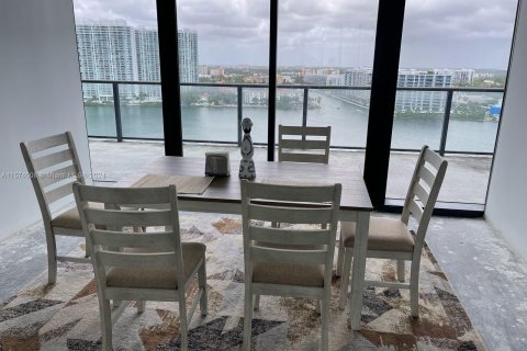 Condominio en venta en Aventura, Florida, 5 dormitorios, 410.35 m2 № 1138906 - foto 3