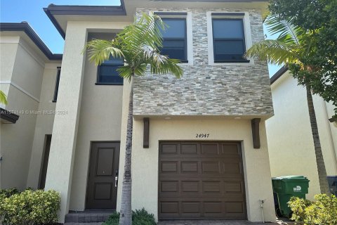 Adosado en venta en Homestead, Florida, 4 dormitorios, 179.86 m2 № 1138908 - foto 2