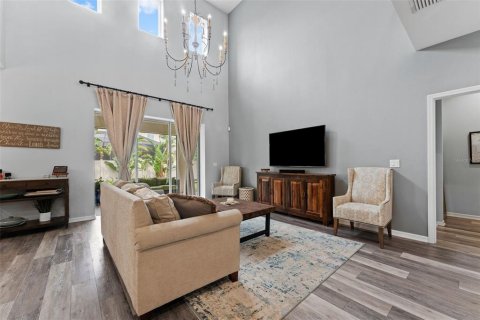 Casa en venta en Tampa, Florida, 4 dormitorios, 268.67 m2 № 1371085 - foto 8