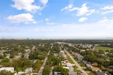 Villa ou maison à louer à Tampa, Floride: 3 chambres, 142.79 m2 № 1371087 - photo 21