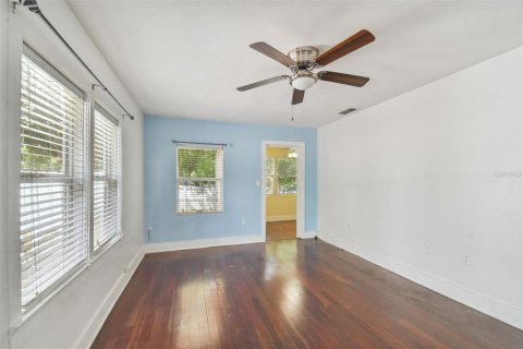 Casa en venta en Tampa, Florida, 2 dormitorios, 102.56 m2 № 1245989 - foto 7