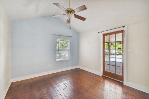 Casa en venta en Tampa, Florida, 2 dormitorios, 102.56 m2 № 1245989 - foto 11