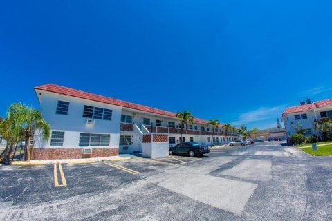 Condominio en venta en Dania Beach, Florida, 2 dormitorios, 70.61 m2 № 1005015 - foto 2
