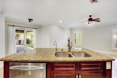 House in Coconut Creek, Florida 5 bedrooms, 263.47 sq.m. № 1005016 - photo 22
