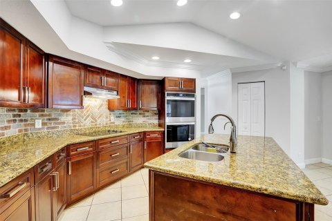 Villa ou maison à vendre à Coconut Creek, Floride: 5 chambres, 263.47 m2 № 1005016 - photo 23
