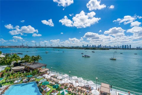 Copropriété à vendre à Miami Beach, Floride: 2 chambres, 101.08 m2 № 1345644 - photo 3