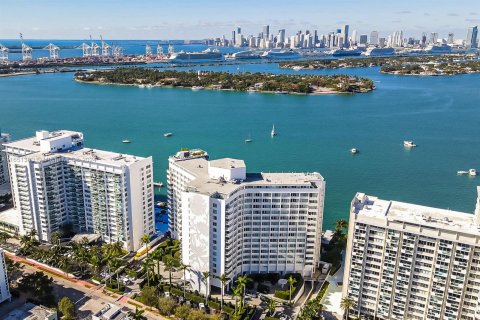 Copropriété à vendre à Miami Beach, Floride: 2 chambres, 101.08 m2 № 1345644 - photo 29