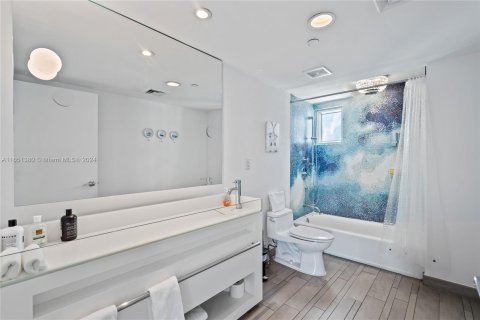 Copropriété à vendre à Miami Beach, Floride: 2 chambres, 101.08 m2 № 1345644 - photo 16