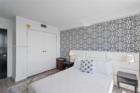 Copropriété à vendre à Miami Beach, Floride: 2 chambres, 101.08 m2 № 1345644 - photo 15