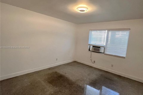 Copropriété à louer à Hollywood, Floride: 1 chambre, 59.27 m2 № 1345874 - photo 14