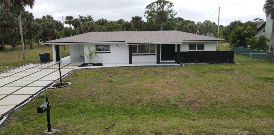 Casa en Lehigh Acres, Florida 4 dormitorios, 111.48 m2 № 1345892