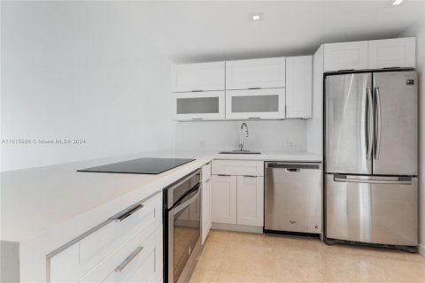 Condo in Aventura, Florida, 1 bedroom  № 1239081 - photo 5