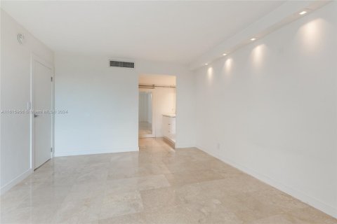 Copropriété à vendre à Aventura, Floride: 1 chambre, 68.84 m2 № 1239081 - photo 12