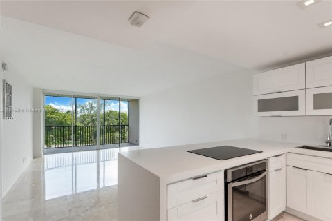 Copropriété à vendre à Aventura, Floride: 1 chambre, 68.84 m2 № 1239081 - photo 1