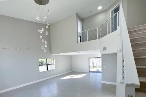 Casa en venta en Dania Beach, Florida, 4 dormitorios, 220.83 m2 № 1176781 - foto 5
