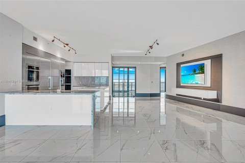 Condo in Aventura, Florida, 4 bedrooms  № 1332624 - photo 22