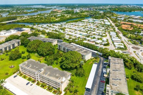 Condo in Jupiter, Florida, 2 bedrooms  № 1217542 - photo 8