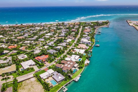 Condo in Jupiter, Florida, 2 bedrooms  № 1217542 - photo 1