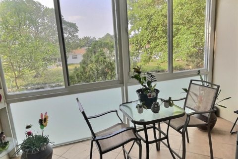 Condo in Sunrise, Florida, 2 bedrooms  № 1178261 - photo 3