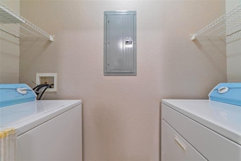 Condo in Tampa, Florida, 2 bedrooms  № 1424243 - photo 18