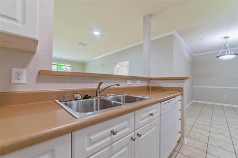 Condo in Tampa, Florida, 2 bedrooms  № 1424243 - photo 15