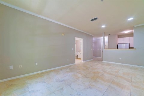 Condo in Tampa, Florida, 2 bedrooms  № 1424243 - photo 7