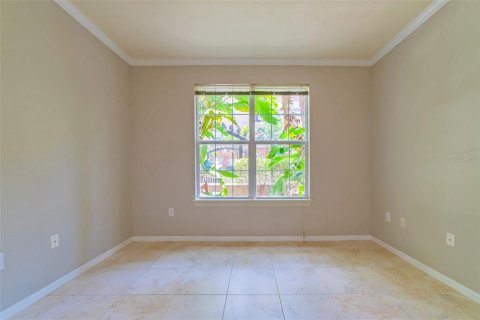 Condo in Tampa, Florida, 2 bedrooms  № 1424243 - photo 25