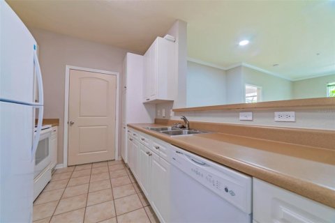 Condo in Tampa, Florida, 2 bedrooms  № 1424243 - photo 14