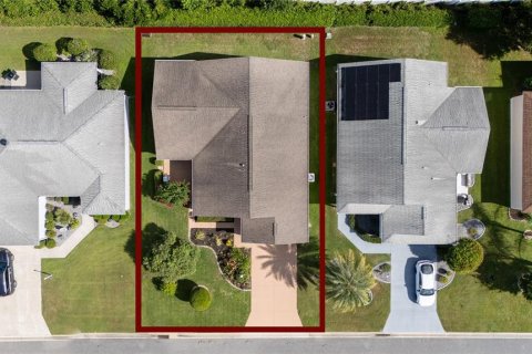 House in The Villages, Florida 3 bedrooms, 138.24 sq.m. № 1347082 - photo 3