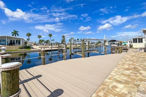 Land in Fort Myers Beach, Florida № 1349060 - photo 8