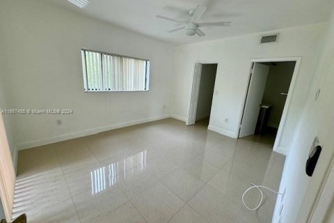 Copropriété à louer à Fort Lauderdale, Floride: 1 chambre, 58.71 m2 № 1384449 - photo 11