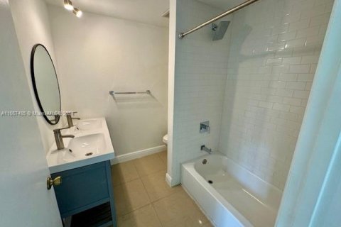 Copropriété à louer à Fort Lauderdale, Floride: 1 chambre, 58.71 m2 № 1384449 - photo 10