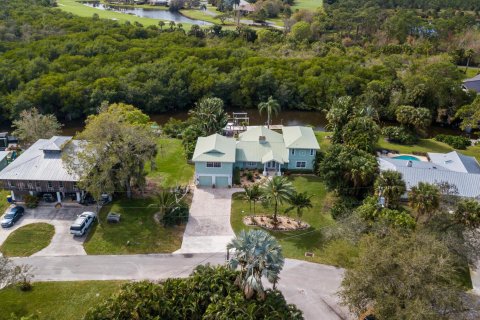 Villa ou maison à vendre à Palm City, Floride: 4 chambres, 399.48 m2 № 968420 - photo 1