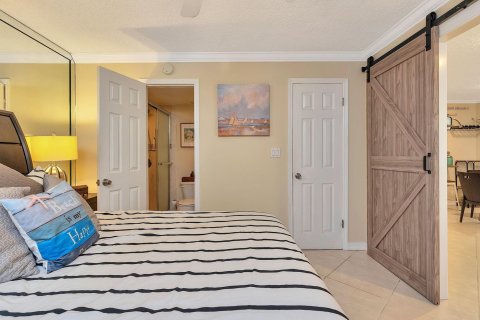 Condo in Fort Lauderdale, Florida, 2 bedrooms  № 968392 - photo 27