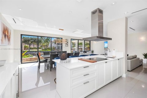 Casa en venta en Hollywood, Florida, 5 dormitorios, 373.56 m2 № 1345014 - foto 14