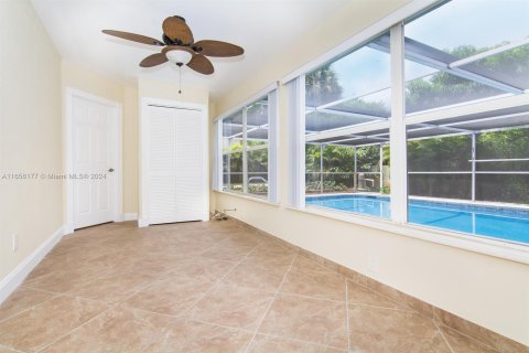 House in Lake Worth, Florida 3 bedrooms, 165.37 sq.m. № 1356695 - photo 18