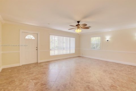 Villa ou maison à vendre à Lake Worth, Floride: 3 chambres, 165.37 m2 № 1356695 - photo 6