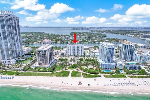 Condominio en venta en Miami Beach, Florida, 1 dormitorio, 93.46 m2 № 1356662 - foto 27