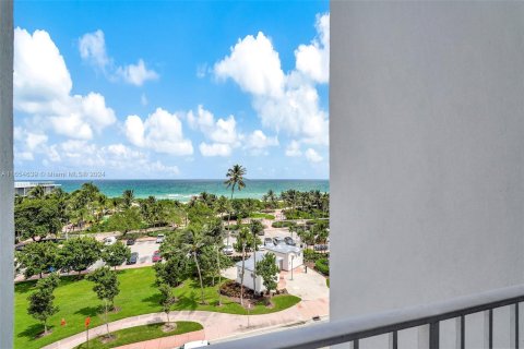 Copropriété à vendre à Miami Beach, Floride: 1 chambre, 93.46 m2 № 1356662 - photo 14