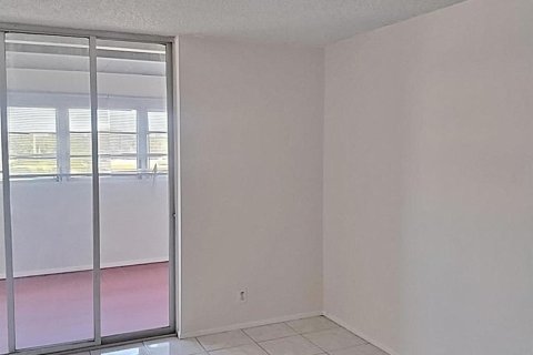 Condominio en venta en Lauderhill, Florida, 1 dormitorio, 74.32 m2 № 1230305 - foto 22