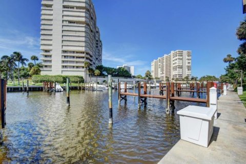 Copropriété à vendre à Boca Raton, Floride: 2 chambres, 176.89 m2 № 1127666 - photo 4