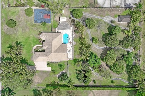Villa ou maison à vendre à Wellington, Floride: 4 chambres, 311.59 m2 № 1127665 - photo 1
